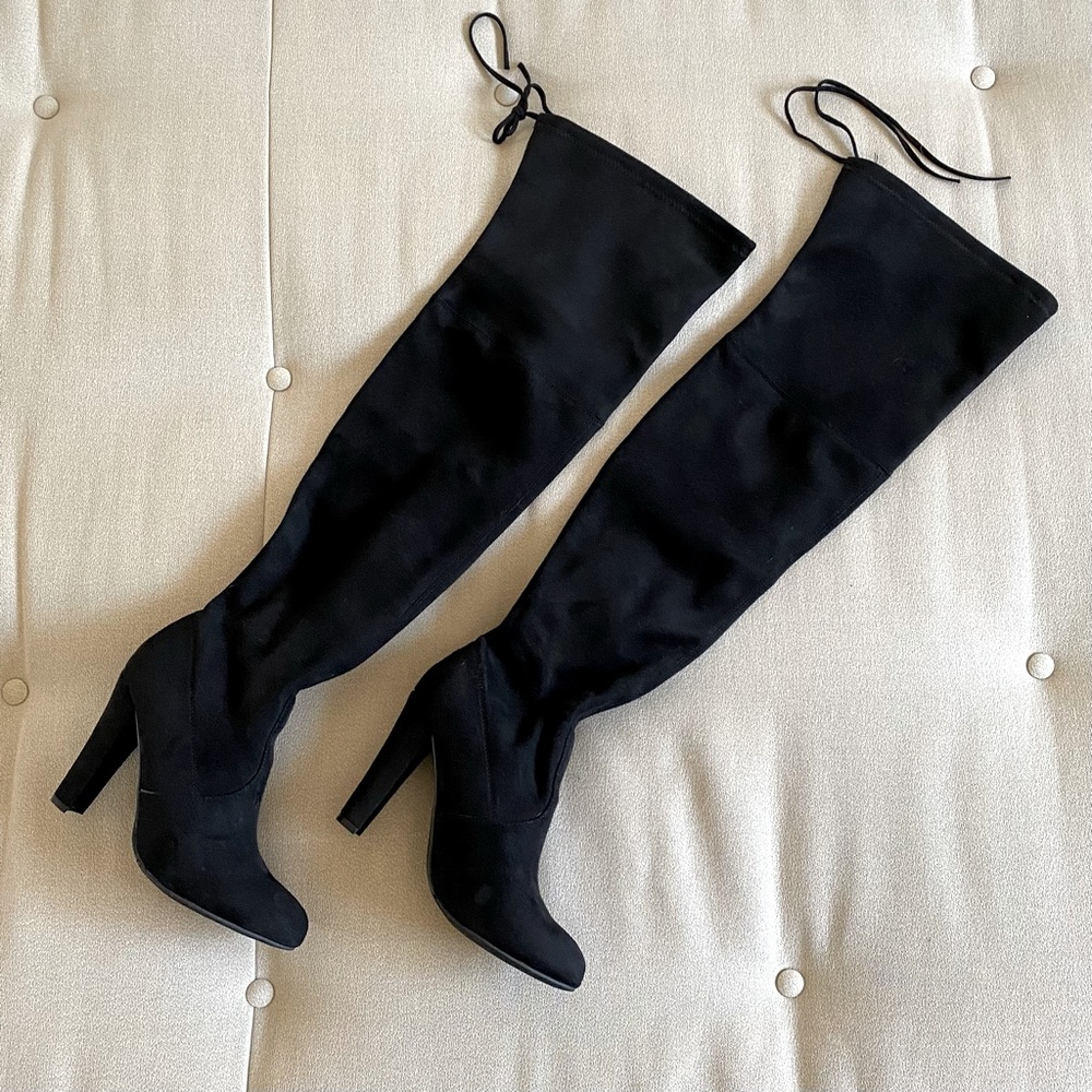 NEW! Gorgeous Over the Knee Heeled Boots